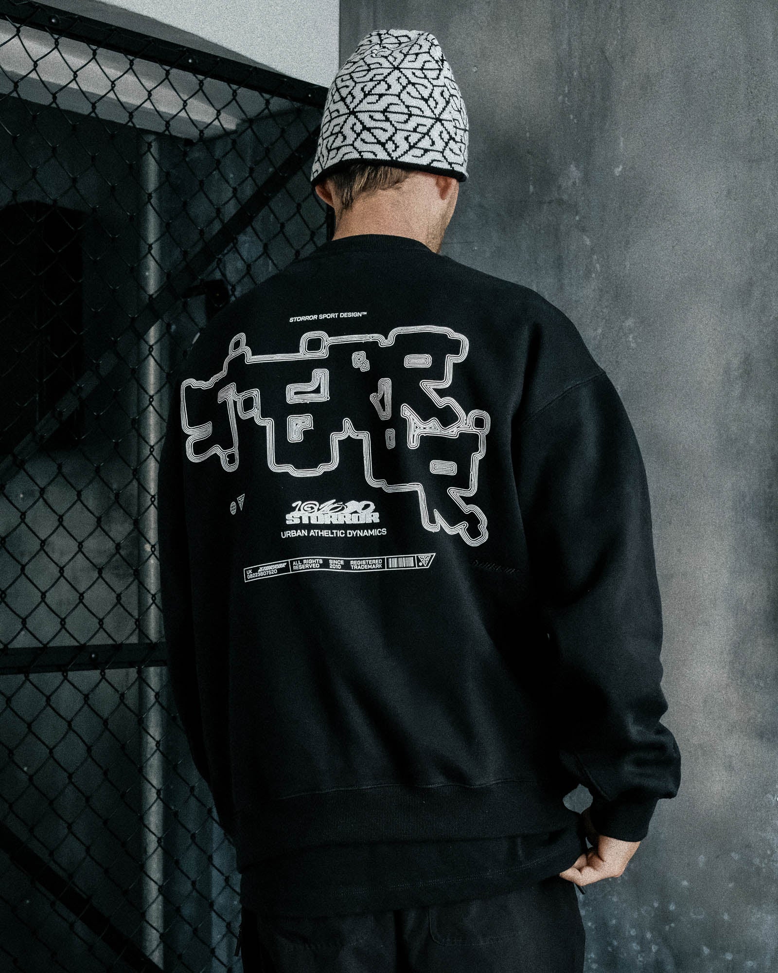 LAYERS CREWNECK - Image 3