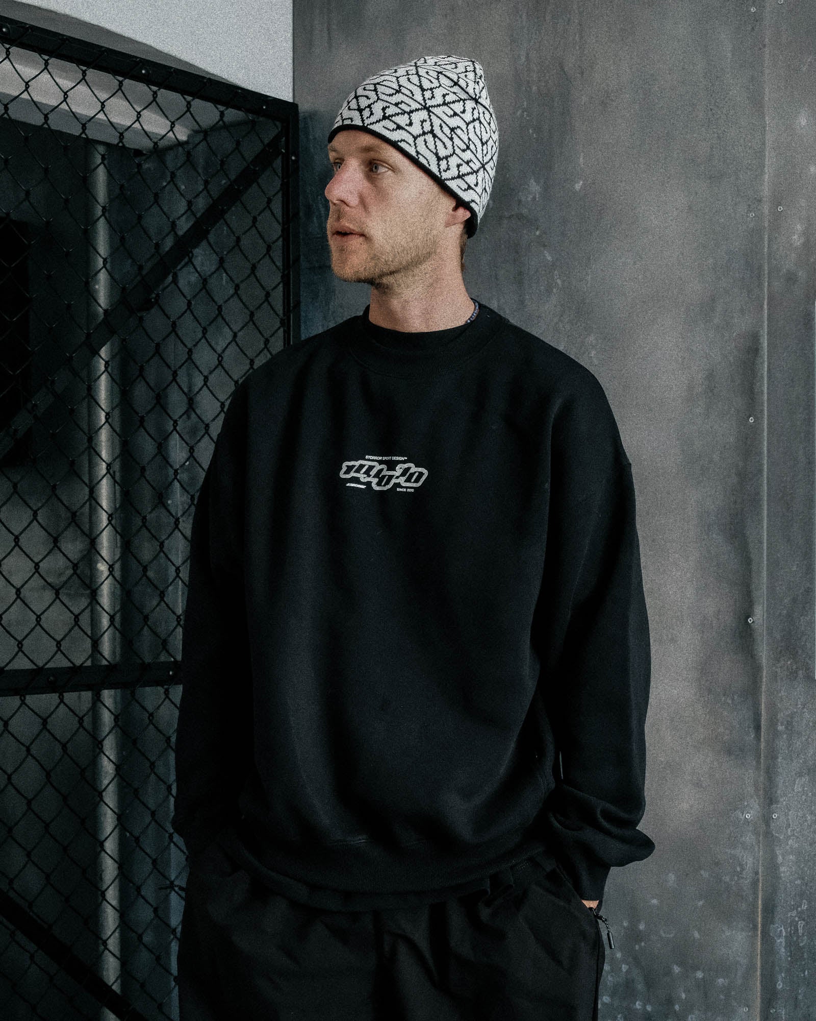 LAYERS CREWNECK - Image 7